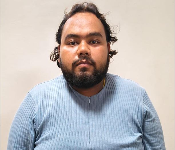 जाली नाेटाें काे तस्कर अनस अहमद जाली नाेटाें काे तस्कर अनस अहमद