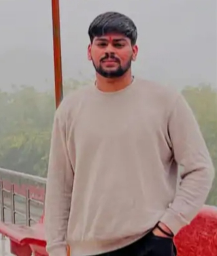 हेमंत यादव। हेमंत यादव।