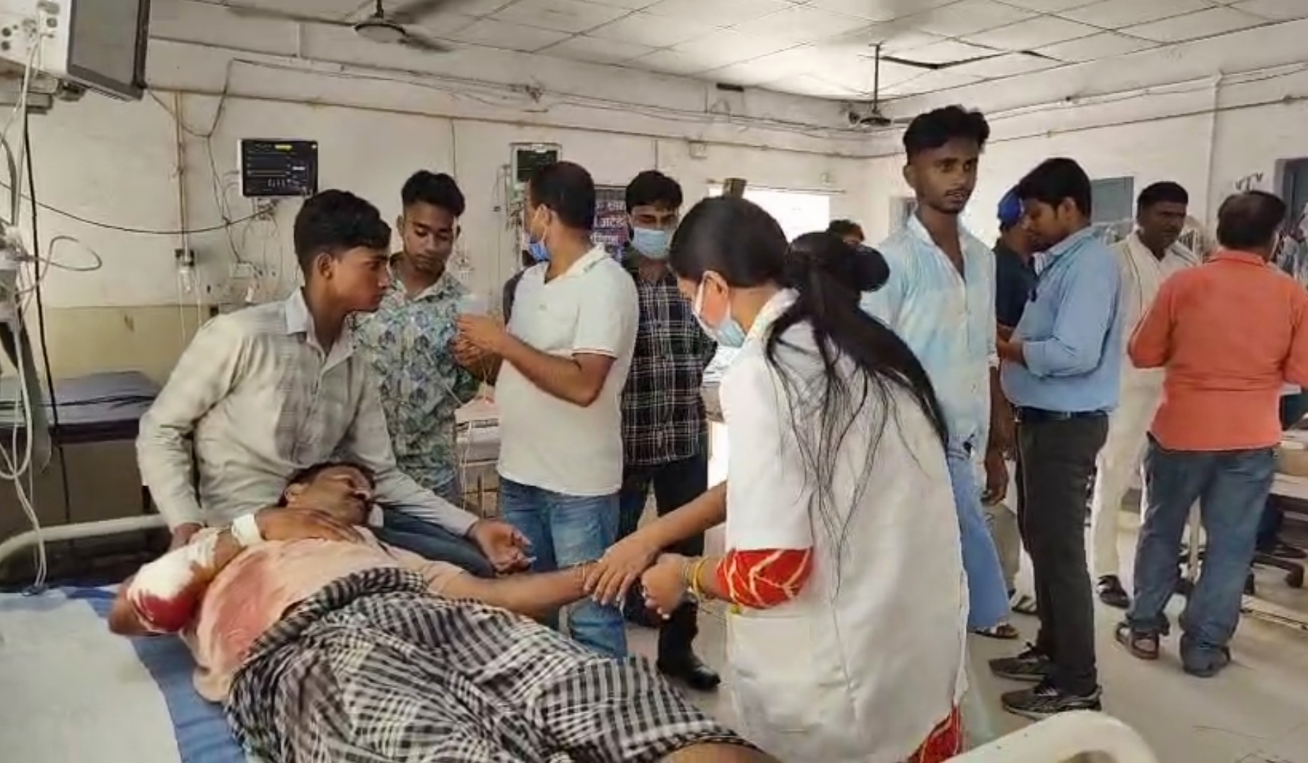 अररिया फोटो:सदर अस्पताल में इलाज
