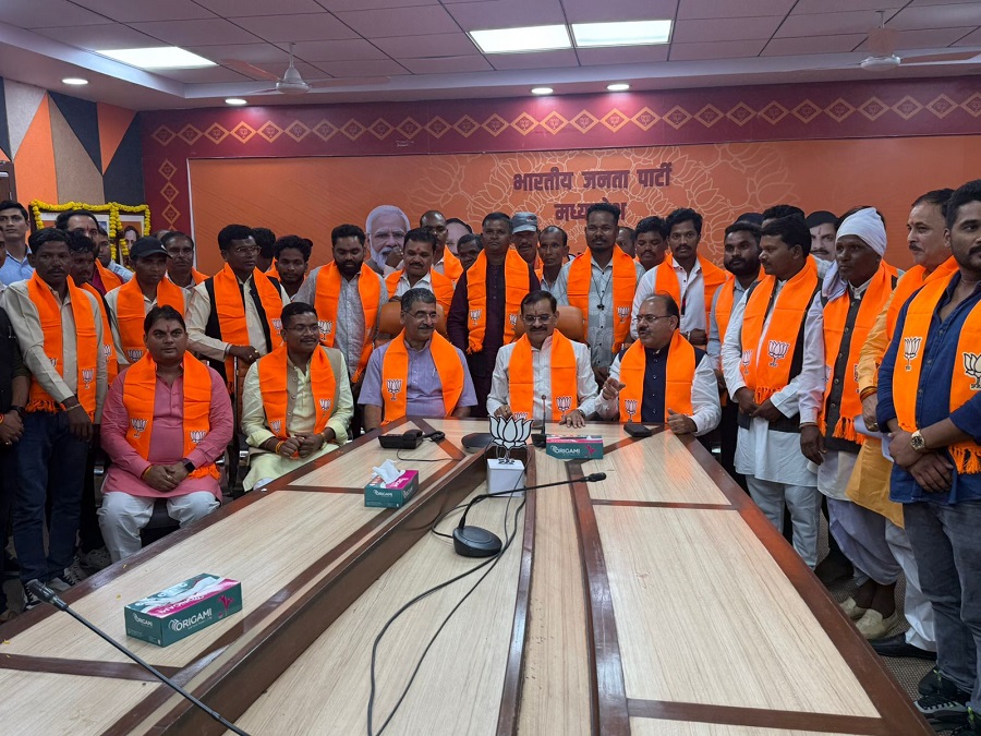 जयस पार्टी के प्रदेश सचिव सरठिया सहित जनप्रतिनिधियों ने ली भाजपा की सदस्यता जयस पार्टी के प्रदेश सचिव सरठिया सहित जनप्रतिनिधियों ने ली भाजपा की सदस्यता