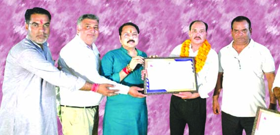 बैठक के दौरान बैठक के दौरान