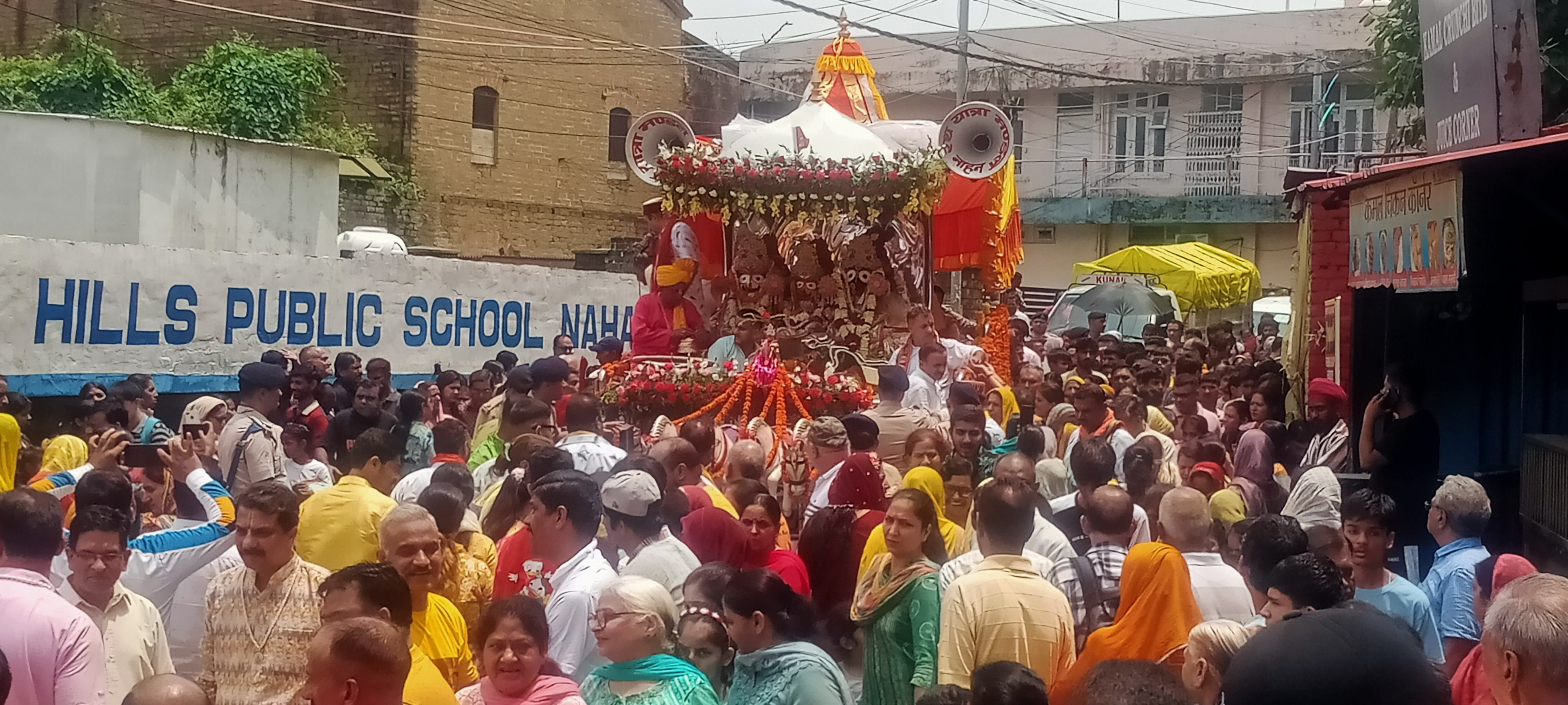 उत्तर भारत की ओडिशा के वाद सिद्धपीठ जगन्नाथ मंदिर नाहन में 16 वी रथ यात्रा का हुआ आयोजन उत्तर भारत की ओडिशा के वाद सिद्धपीठ जगन्नाथ मंदिर नाहन में 16 वी रथ यात्रा का हुआ आयोजन