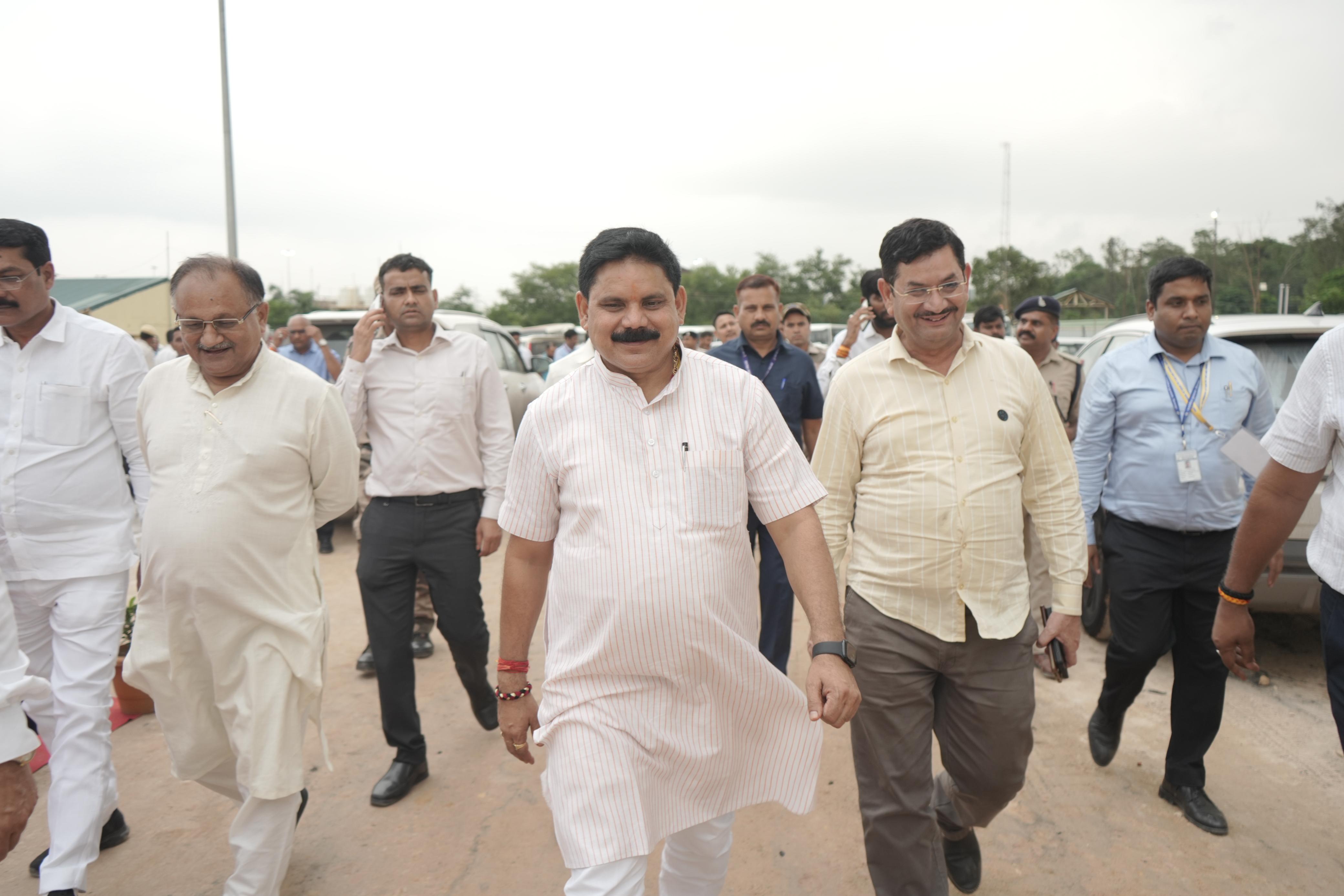 2047 तक भारत को विकसित बनाने के उद्देश्य से सभी मिलकर कार्य करें: केंद्रीय राज्य मंत्री सतीश चंद्र दुबे 2047 तक भारत को विकसित बनाने के उद्देश्य से सभी मिलकर कार्य करें: केंद्रीय राज्य मंत्री सतीश चंद्र दुबे
