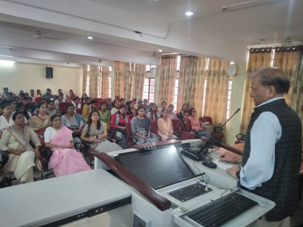 सीएसए में नवीन और टिकाऊ उद्यमिता विषय पर व्याख्यान का हुआ आयोजन सीएसए में नवीन और टिकाऊ उद्यमिता विषय पर व्याख्यान का हुआ आयोजन