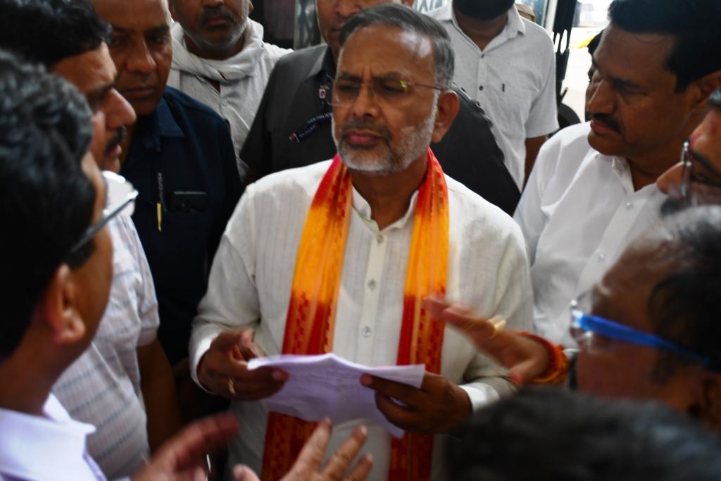 ऊर्जा मंत्री हीरालाल नागर