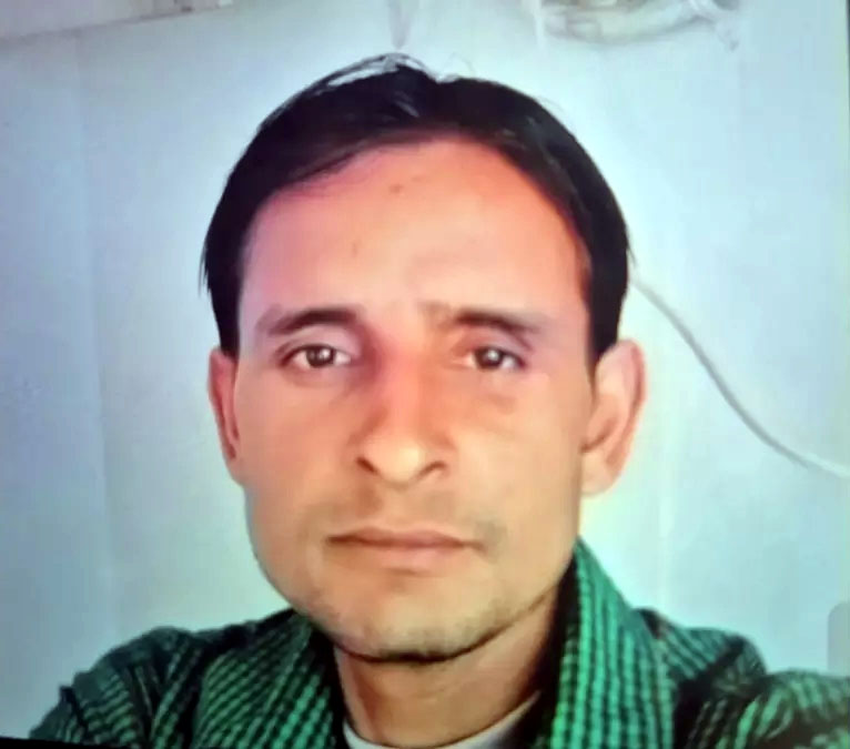 मृतक का फाइल फोटो मृतक का फाइल फोटो