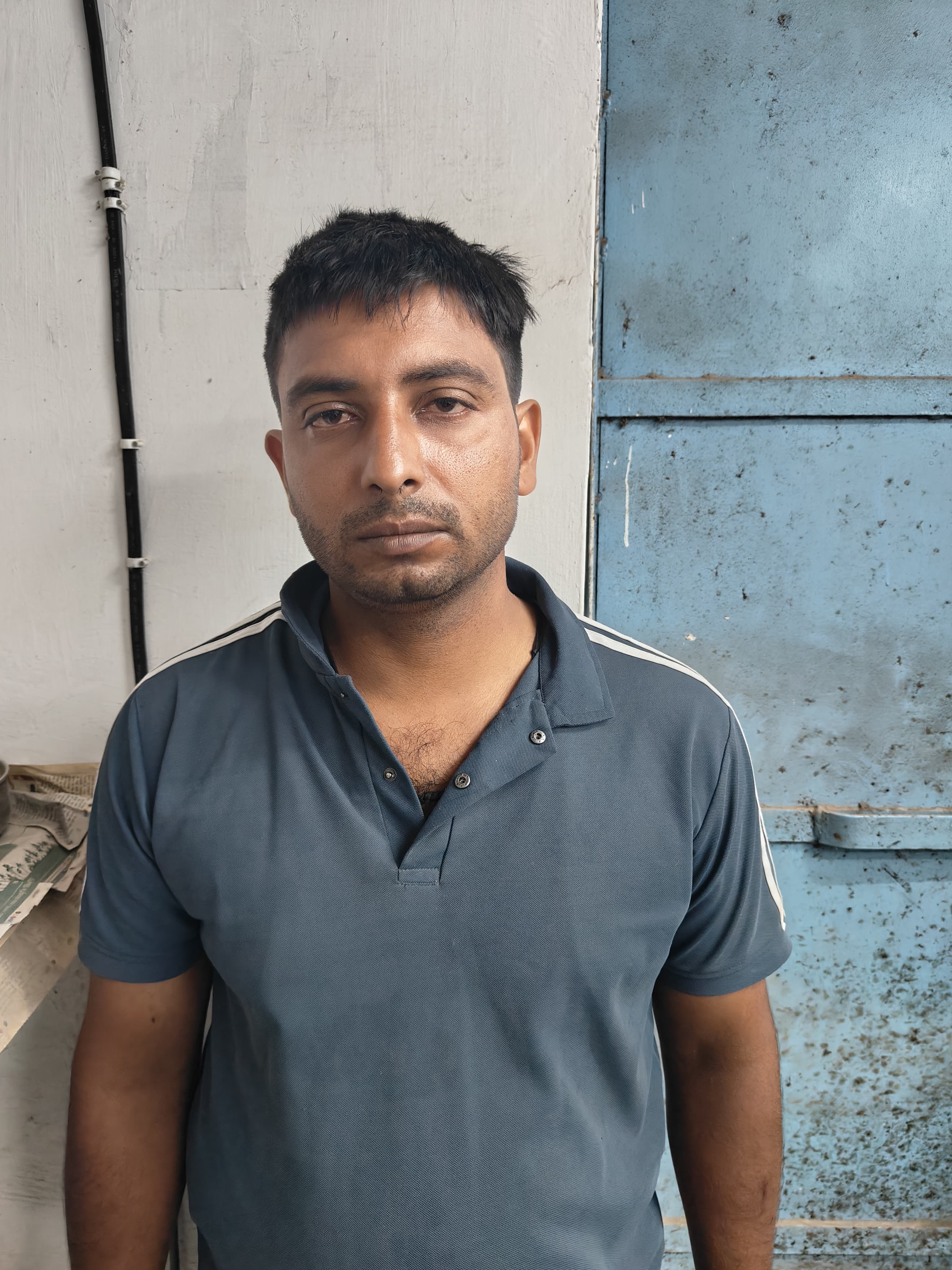 गिरफ्तार किया गया आरोपित गिरफ्तार किया गया आरोपित