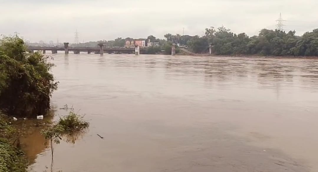 जल जमाव की तस्वीर जल जमाव की तस्वीर