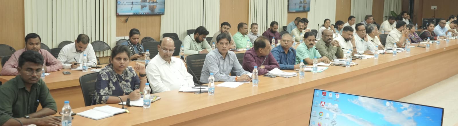मौसमी बीमारियों के रोकथाम के लिए सुदूरवर्ती क्षेत्रों पर नजर बनाए रखे स्वास्थ्य विभागः कलेक्टर मौसमी बीमारियों के रोकथाम के लिए सुदूरवर्ती क्षेत्रों पर नजर बनाए रखे स्वास्थ्य विभागः कलेक्टर