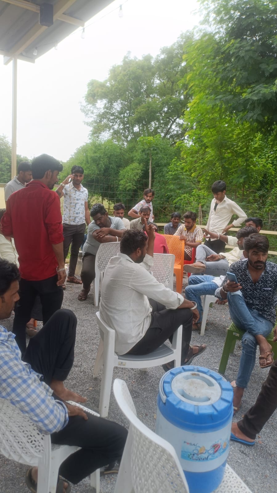 चित्तौड़गढ़ डेयरी में दूध आपूर्ति करने वाले वाहन चालकों ने हड़ताल कर दी। चित्तौड़गढ़ डेयरी में दूध आपूर्ति करने वाले वाहन चालकों ने हड़ताल कर दी।