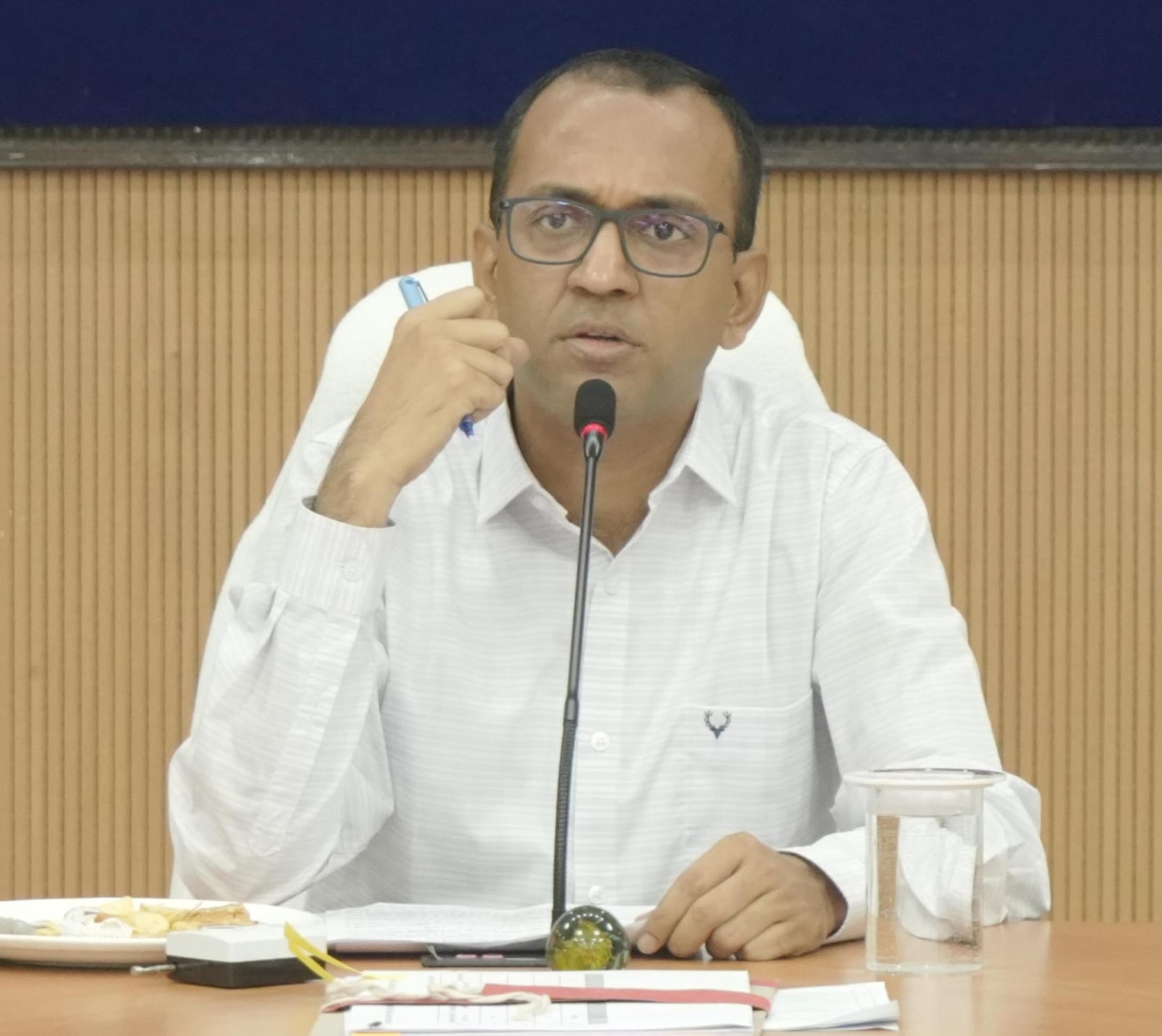 मौसमी बीमारियों के रोकथाम के लिए सुदूरवर्ती क्षेत्रों पर नजर बनाए रखे स्वास्थ्य विभागः कलेक्टर मौसमी बीमारियों के रोकथाम के लिए सुदूरवर्ती क्षेत्रों पर नजर बनाए रखे स्वास्थ्य विभागः कलेक्टर