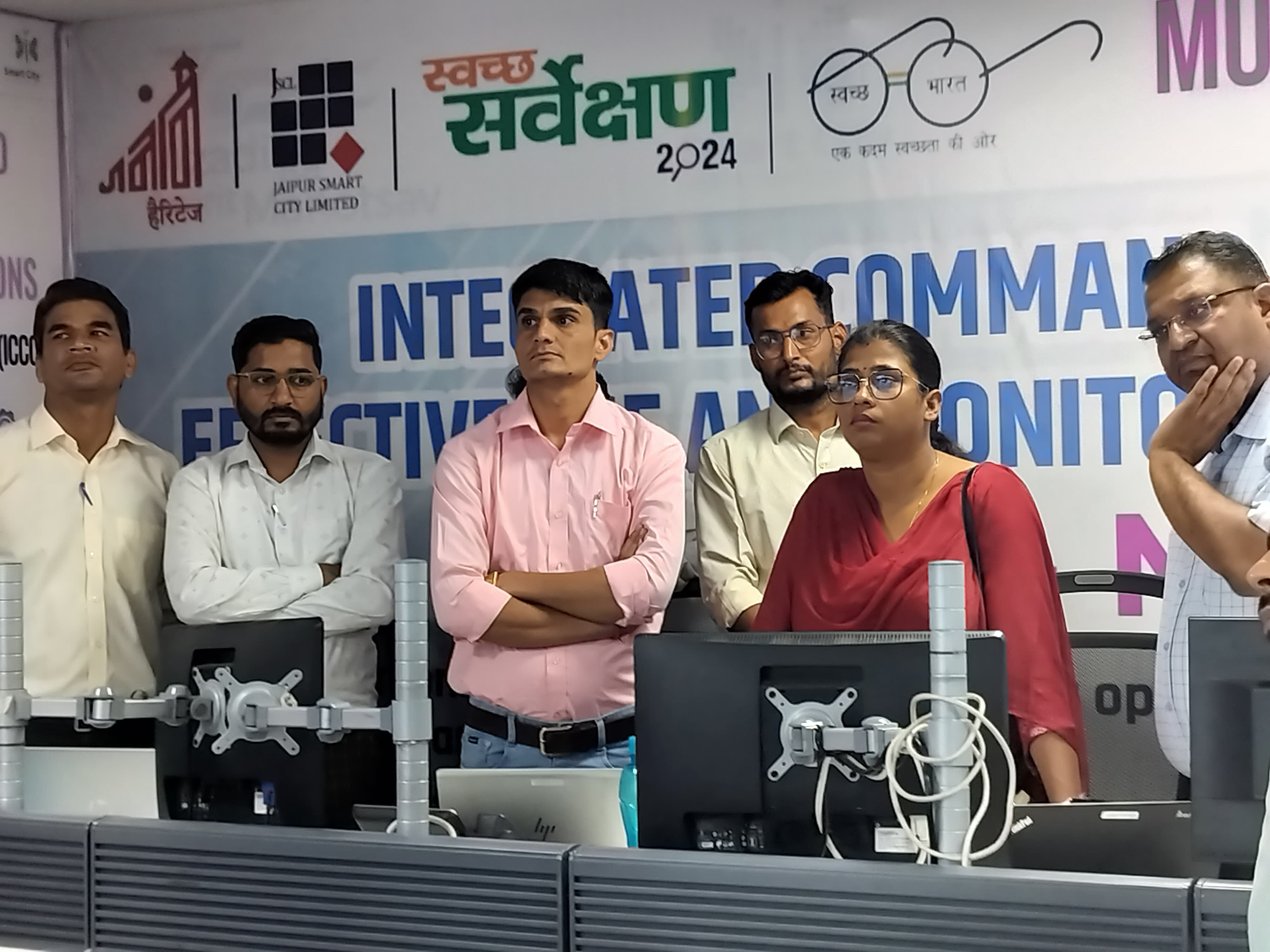 स्मार्ट सिटी योजना के तहत किए जा रहे निर्माणों की गुणवत्ता पर दिया जाए ध्यान : सीईओ डॉ निधि पटेल स्मार्ट सिटी योजना के तहत किए जा रहे निर्माणों की गुणवत्ता पर दिया जाए ध्यान : सीईओ डॉ निधि पटेल