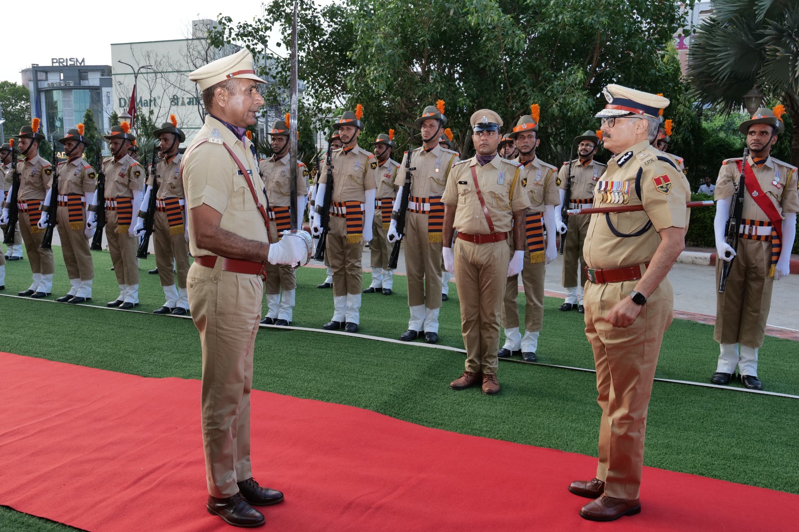 आईपीएस राजीव कुमार शर्मा ने संभाला पुलिस महानिदेशक का कार्यभार आईपीएस राजीव कुमार शर्मा ने संभाला पुलिस महानिदेशक का कार्यभार