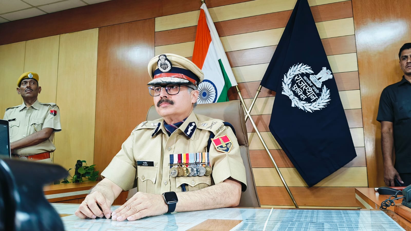 पुलिसिंग की दृष्टि से राजस्थान को मॉडल स्टेट बनाया जाएगा: डीजीपी शर्मा पुलिसिंग की दृष्टि से राजस्थान को मॉडल स्टेट बनाया जाएगा: डीजीपी शर्मा