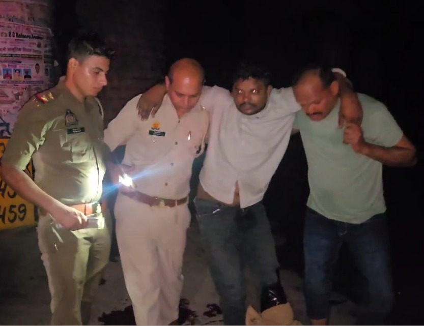 गिरफ्तार अभियुक्त गिरफ्तार अभियुक्त