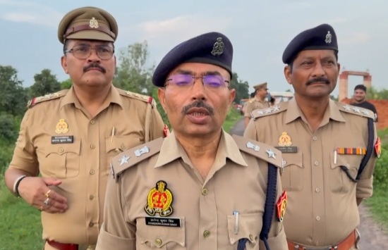 जानकारी देते एसपी सिटी जानकारी देते एसपी सिटी