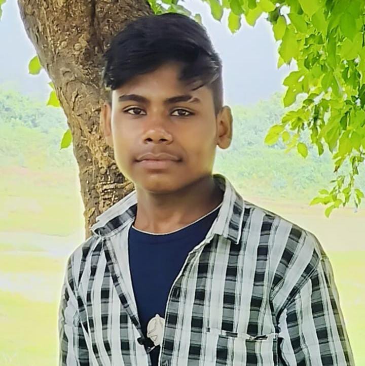 दो मोटरसाइकिलों की भिड़ंत में एक युवक की मौत, तीन अन्य घायल दो मोटरसाइकिलों की भिड़ंत में एक युवक की मौत, तीन अन्य घायल