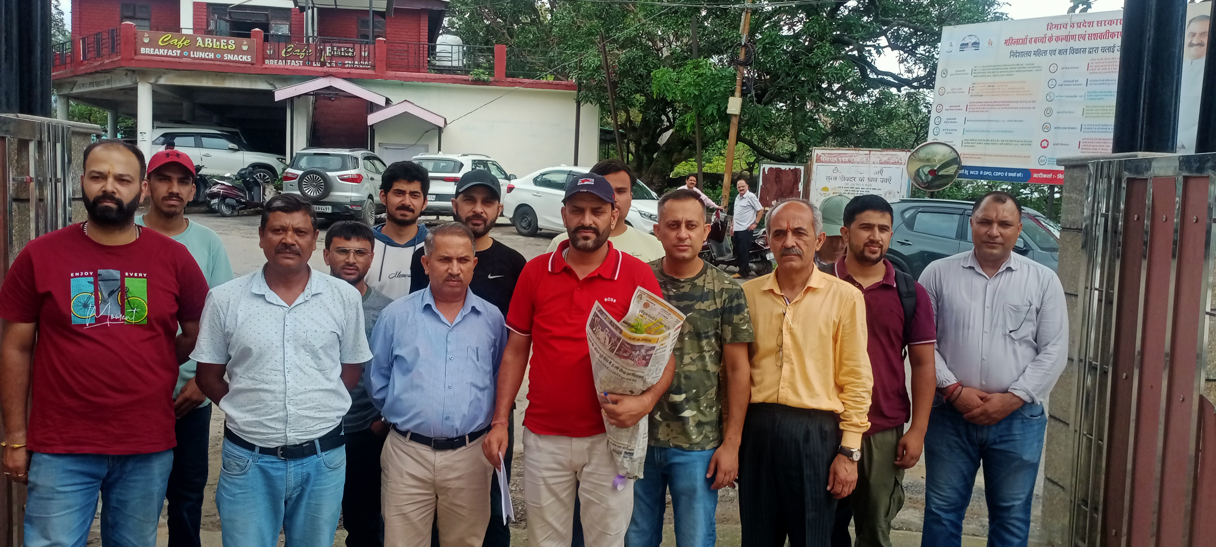 नाहन में इंडोर स्टेडियम में फ़ीस बढ़ाई पर नहीं बढ़ी सुविधाएं नाहन में इंडोर स्टेडियम में फ़ीस बढ़ाई पर नहीं बढ़ी सुविधाएं