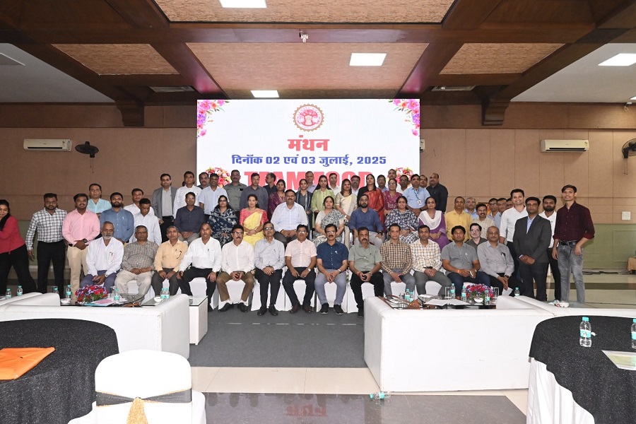 कार्यशाला को संबोधित करते हुए अपर मुख्य सचिव रश्मि अरुण शमी कार्यशाला को संबोधित करते हुए अपर मुख्य सचिव रश्मि अरुण शमी