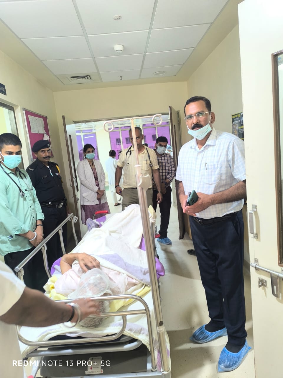 एम पी के मुख्य मंत्री डा मोहन यादव के ससुर डिस्चार्ज एम पी के मुख्य मंत्री डा मोहन यादव के ससुर डिस्चार्ज