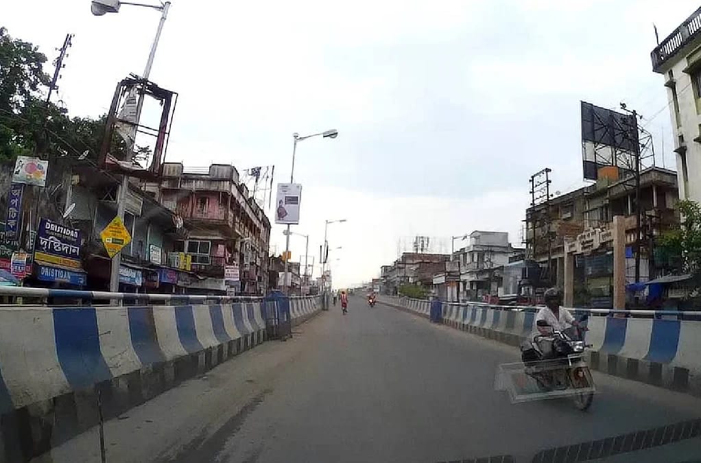 सप्ताह के अंत में सोदपुर फ्लाईओवर का मरम्मत कार्य सप्ताह के अंत में सोदपुर फ्लाईओवर का मरम्मत कार्य