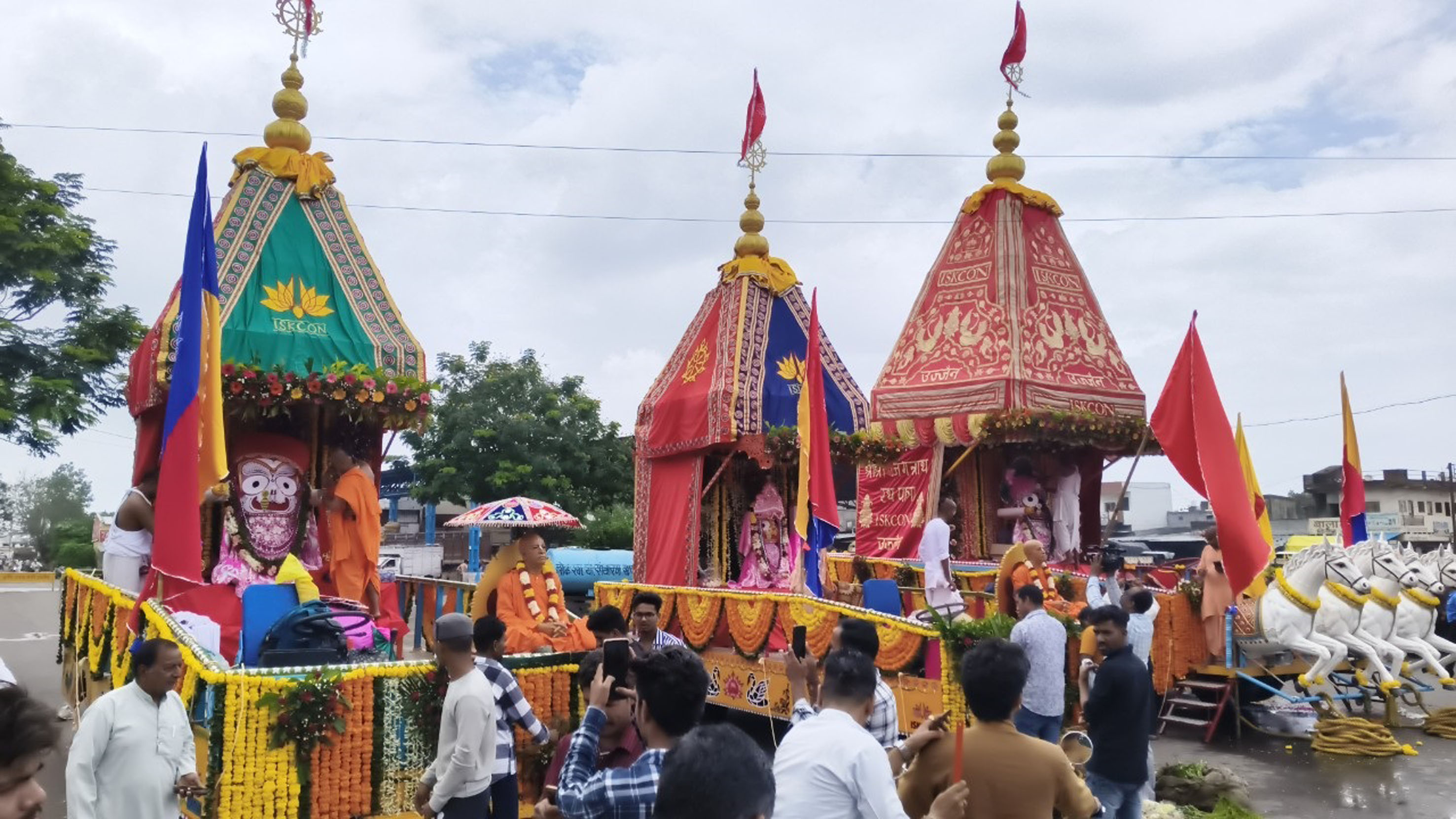 नवाचार: पर्यावरण संरक्षण एवं समरसता का संदेश देते हुए 5 जुलाई को निकलेगी रथयात्रा नवाचार: पर्यावरण संरक्षण एवं समरसता का संदेश देते हुए 5 जुलाई को निकलेगी रथयात्रा
