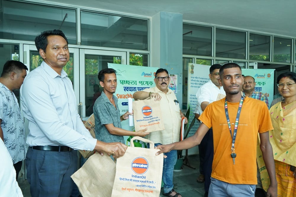 आईओसीएल बोंगाईगांव रिफाइनरी ने जेएसबी सिविल अस्पताल, काजलगांव में स्वच्छता पर चर्चा का किया आयोजन । आईओसीएल बोंगाईगांव रिफाइनरी ने जेएसबी सिविल अस्पताल, काजलगांव में स्वच्छता पर चर्चा का किया आयोजन ।