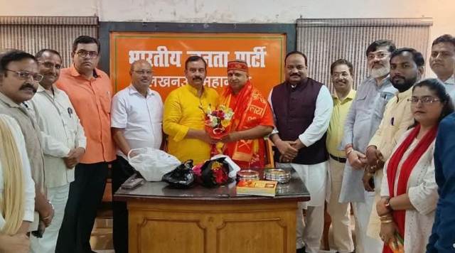 दीपक के जन्मदिन पर भाजपा के महानगर अध्यक्ष आनंद सहित कार्यकर्तागण दीपक के जन्मदिन पर भाजपा के महानगर अध्यक्ष आनंद सहित कार्यकर्तागण