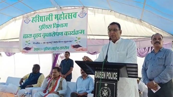स्वच्छ और स्वस्थ्य पर्यावरण, सुरक्षित भविष्य की आधारशिलाः प्रभारी मंत्री पंवार स्वच्छ और स्वस्थ्य पर्यावरण, सुरक्षित भविष्य की आधारशिलाः प्रभारी मंत्री पंवार