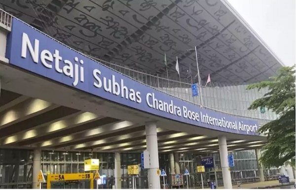 कोलकाता एयरपोर्ट की कमाई में हुई बढ़ोतरी कोलकाता एयरपोर्ट की कमाई में हुई बढ़ोतरी