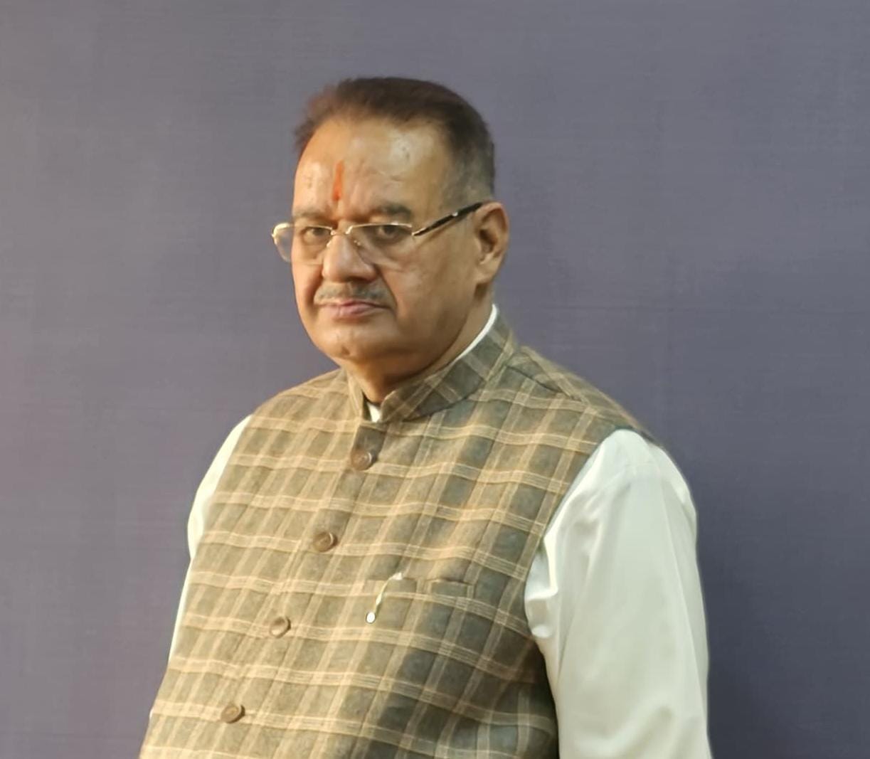 ग्राम्य विकास मंत्री गणेश जोशी ग्राम्य विकास मंत्री गणेश जोशी
