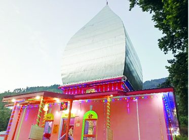 श्री सर्थल देवी जी यात्रा श्रद्धा व भक्ति के साथ संपन्न, हजारों श्रद्धालुओं ने की पूजा अर्चना श्री सर्थल देवी जी यात्रा श्रद्धा व भक्ति के साथ संपन्न, हजारों श्रद्धालुओं ने की पूजा अर्चना