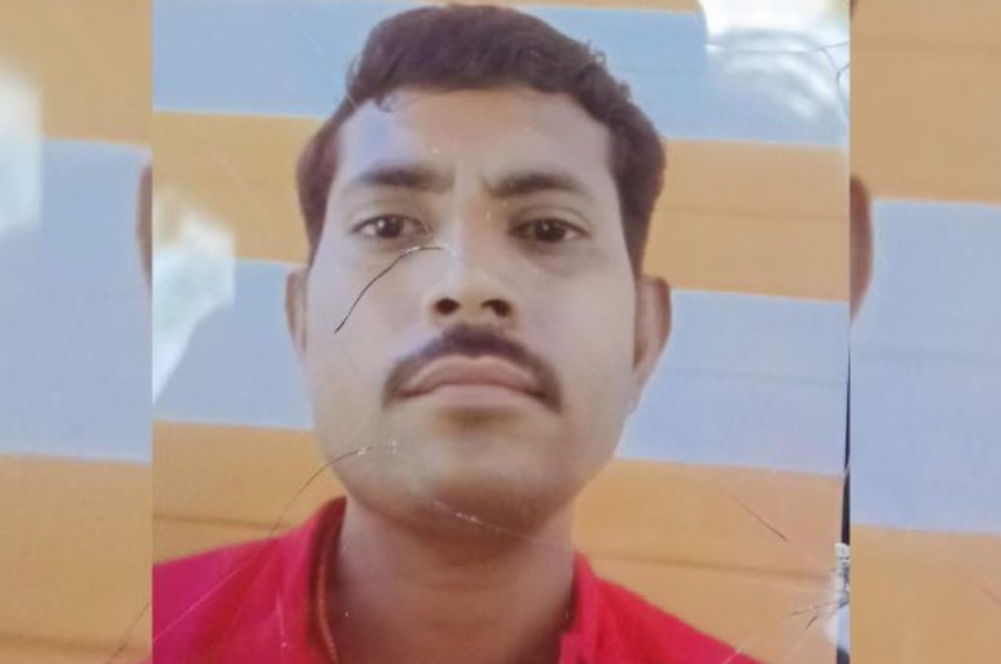 मृतक का फाइल फोटो मृतक का फाइल फोटो