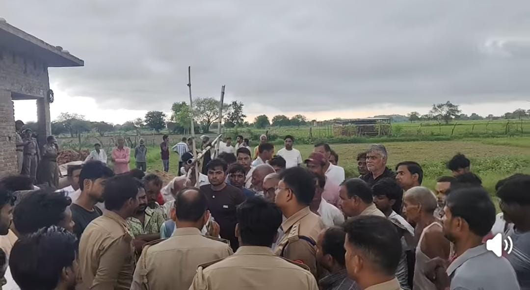 दिनदहाड़े नलकूप पर सोते समय अधेड़ किसान की हत्या दिनदहाड़े नलकूप पर सोते समय अधेड़ किसान की हत्या
