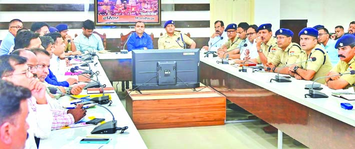 बैठक के दौरान बैठक के दौरान