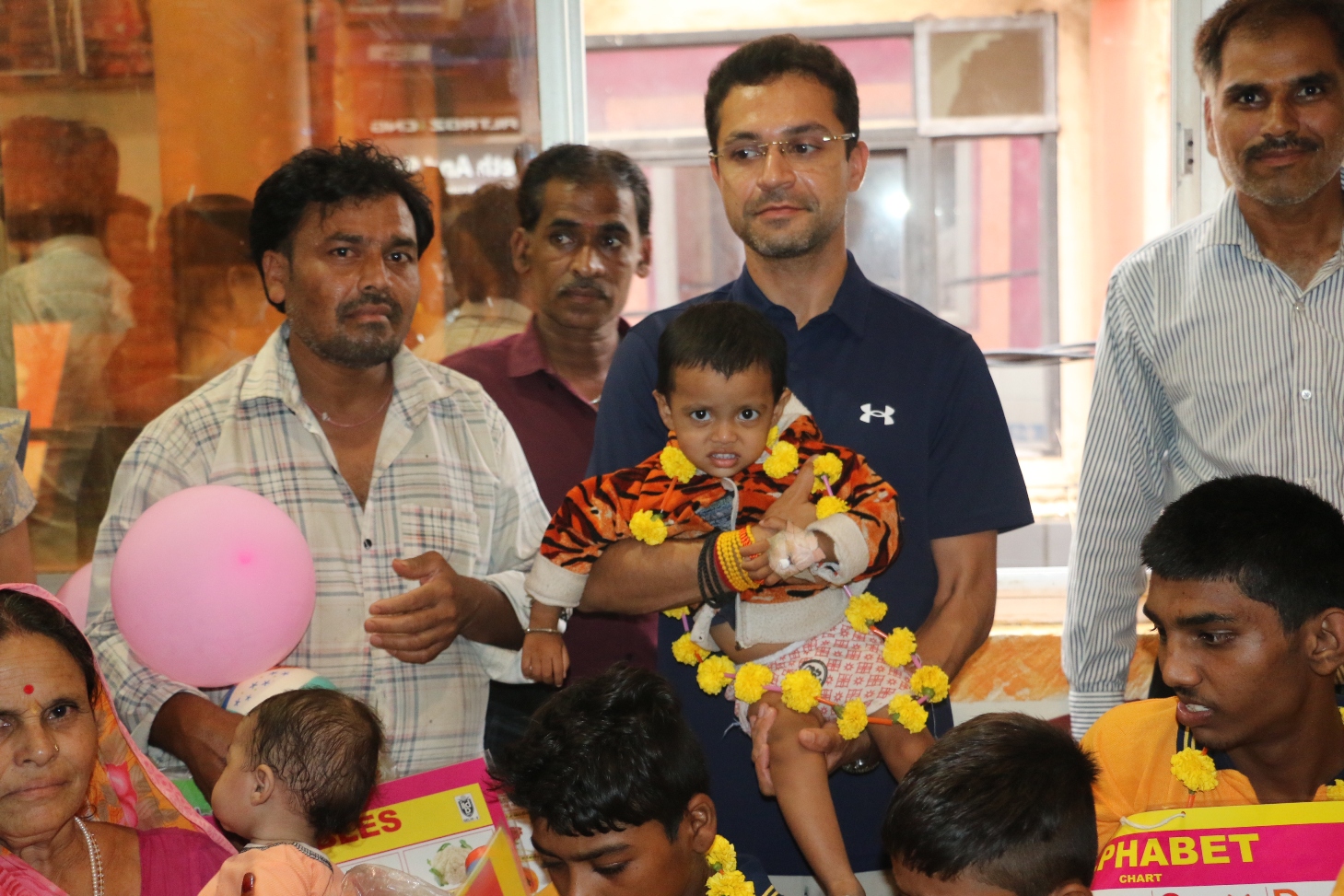 अशोकनगर: कलेक्टर ने दिव्यांगजनों के साथ थियेटर में देखी सितारे जमीन पर फिल्म अशोकनगर: कलेक्टर ने दिव्यांगजनों के साथ थियेटर में देखी सितारे जमीन पर फिल्म