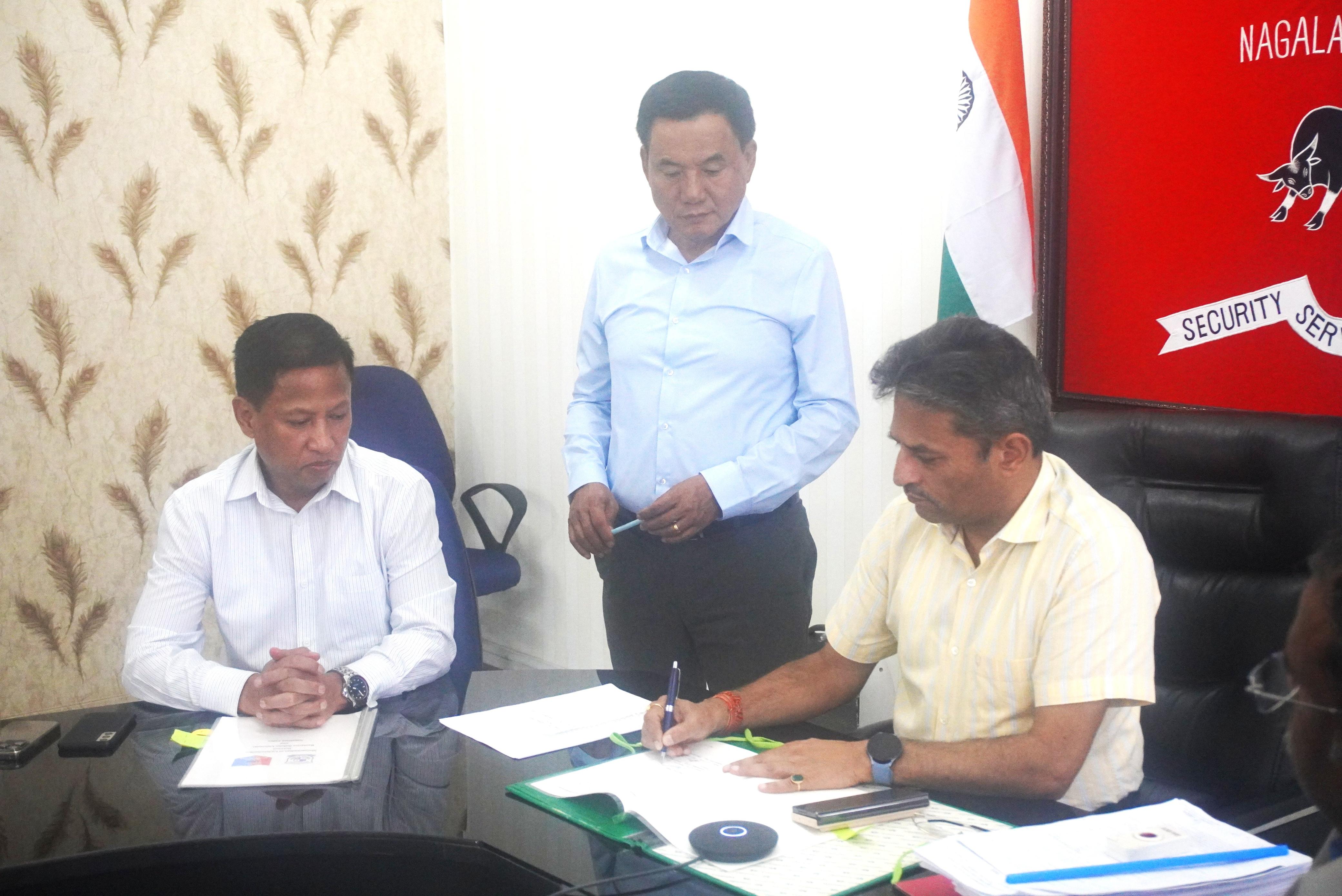 राष्ट्रीय रक्षा विश्वविद्यालय और नागालैंड पुलिस राष्ट्रीय रक्षा विश्वविद्यालय और नागालैंड पुलिस
