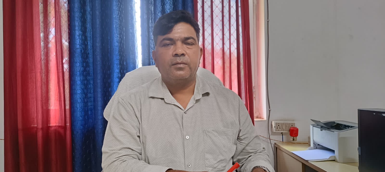 *पहली प्राथमिकता शासन द्वारा जो फेस लेश सुविधा है वह जनता को उपलब्ध कराना-संजय दास* *पहली प्राथमिकता शासन द्वारा जो फेस लेश सुविधा है वह जनता को उपलब्ध कराना-संजय दास*
