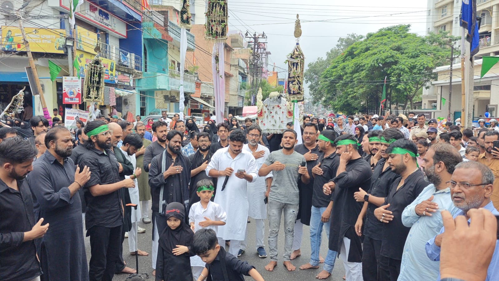 जुलूस की तस्वीर जुलूस की तस्वीर