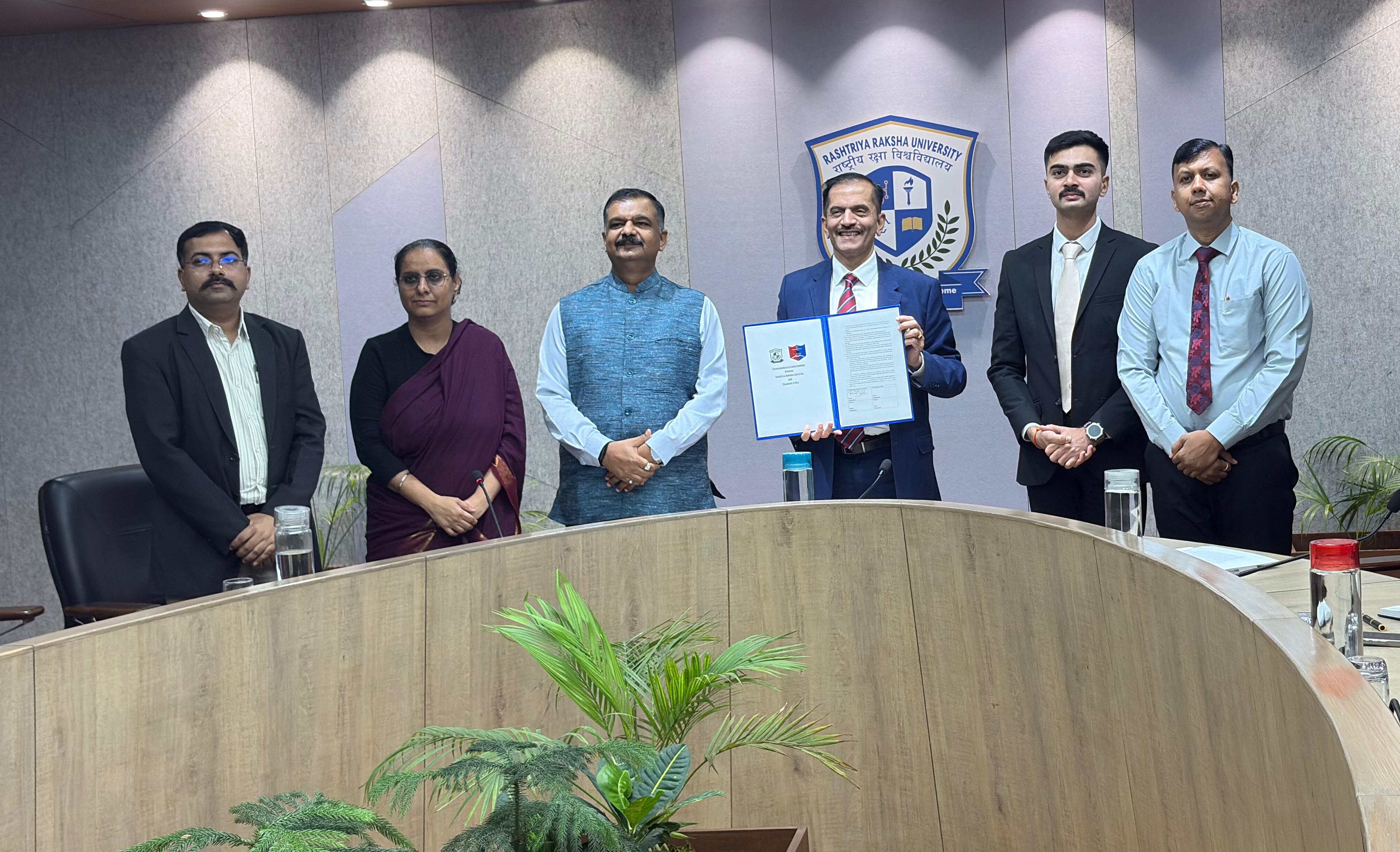 राष्ट्रीय रक्षा विश्वविद्यालय और नागालैंड पुलिस राष्ट्रीय रक्षा विश्वविद्यालय और नागालैंड पुलिस