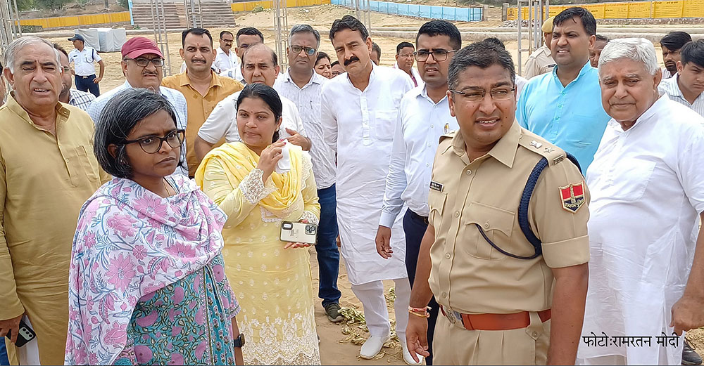 मुख्यमंत्री भजन लाल शर्मा मंगलवार को आएंगे बीकानेर के गुसांईसर बड़ा, प्रशासन ने देखी तैयारियां मुख्यमंत्री भजन लाल शर्मा मंगलवार को आएंगे बीकानेर के गुसांईसर बड़ा, प्रशासन ने देखी तैयारियां