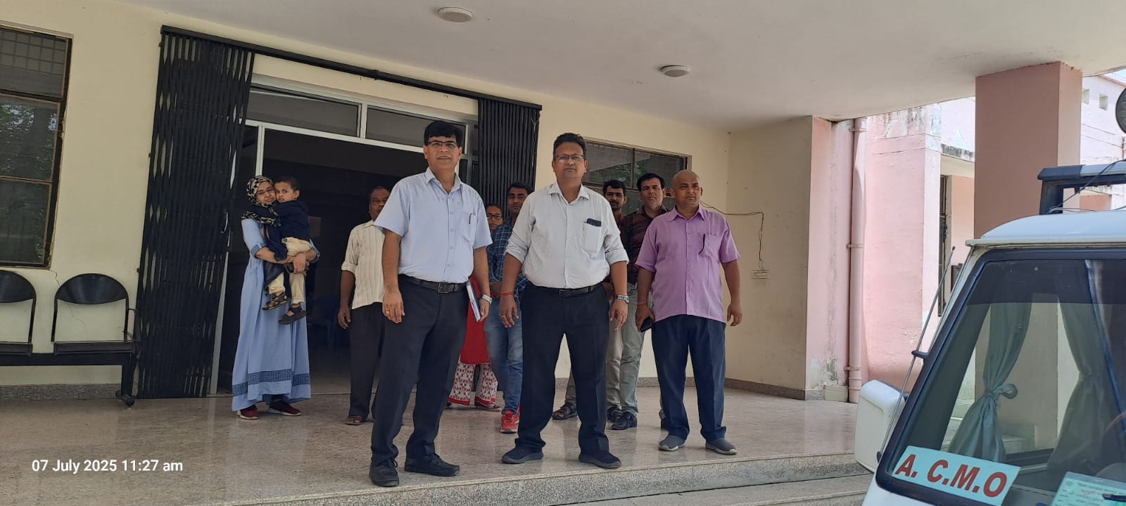 कार्रवाई के दौरान लिया गया छाया चित्र कार्रवाई के दौरान लिया गया छाया चित्र