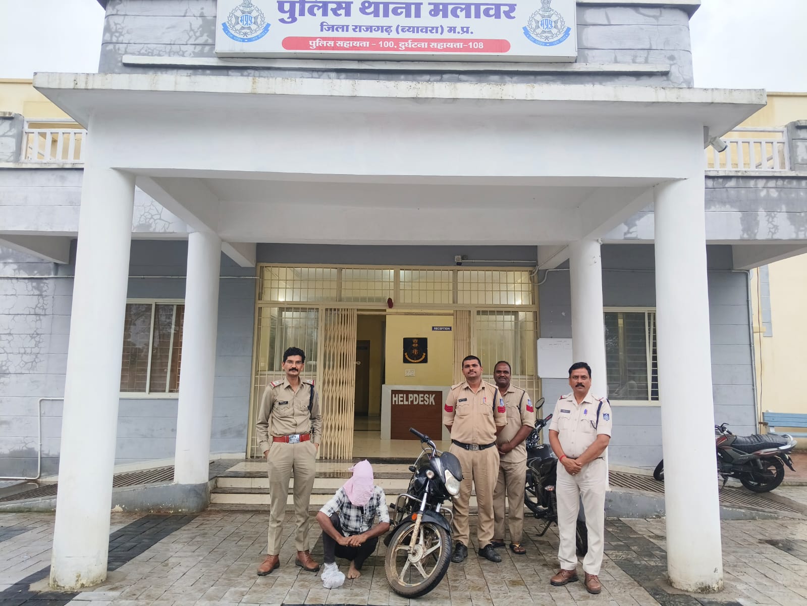 निशानदेही पर चोरी की बाइक बरामद निशानदेही पर चोरी की बाइक बरामद