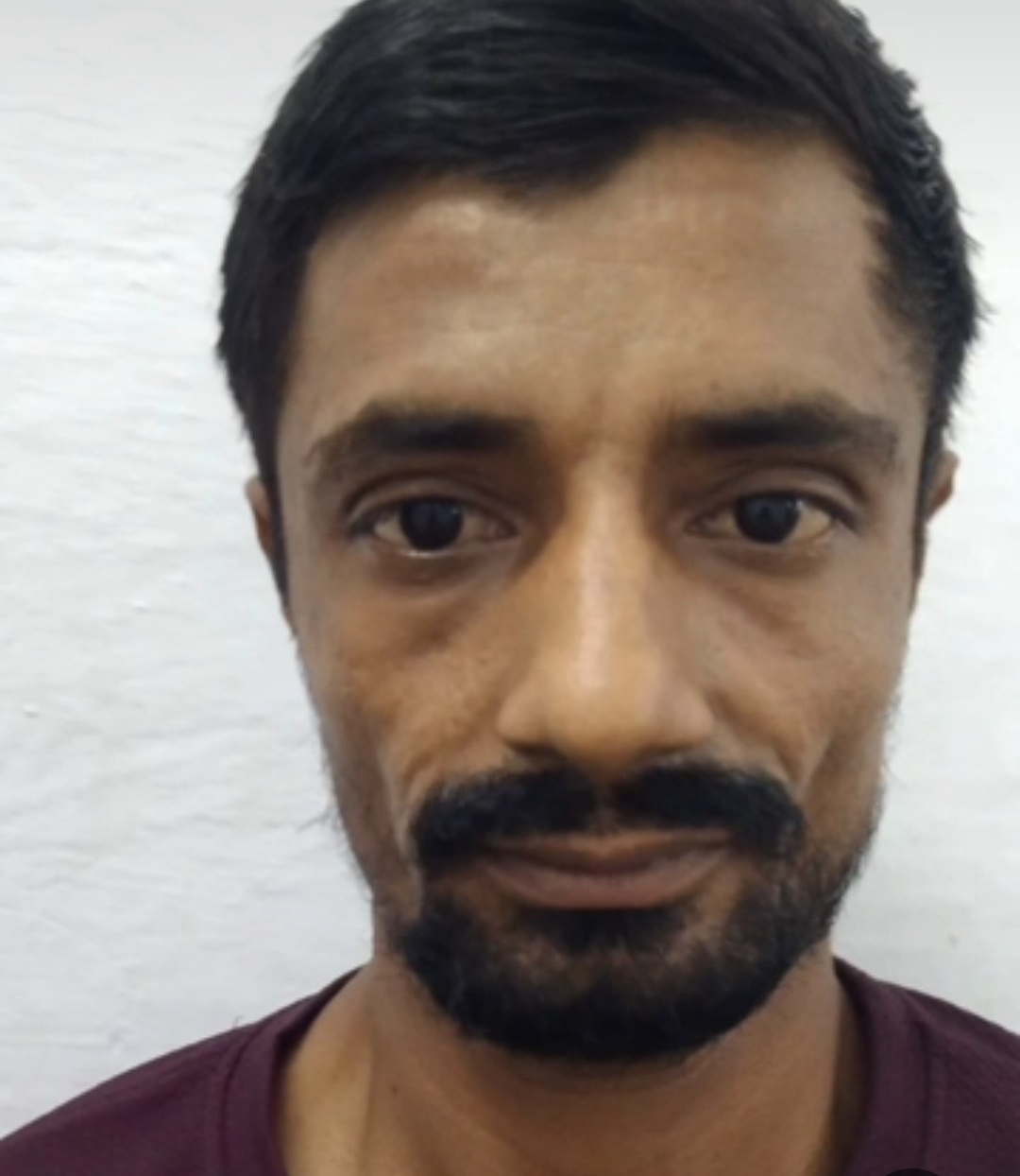 आम्र्स एक्ट में गिरफ्तार आरोपी पुलिस अभिरक्षा से फरार आम्र्स एक्ट में गिरफ्तार आरोपी पुलिस अभिरक्षा से फरार