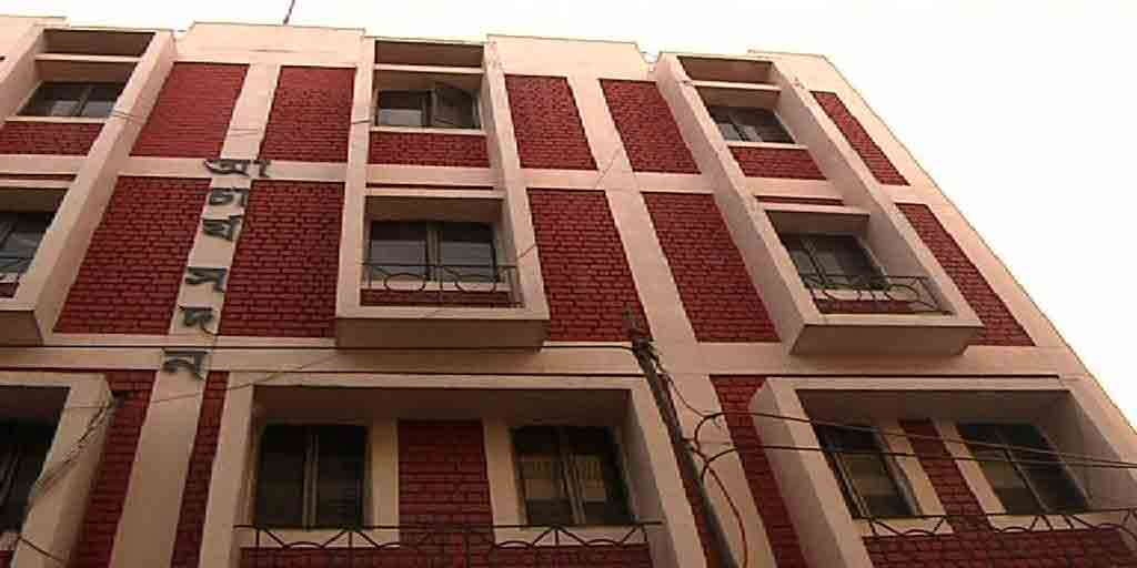ग्रुप सी और ग्रुप डी का सचिवालय तक मार्च