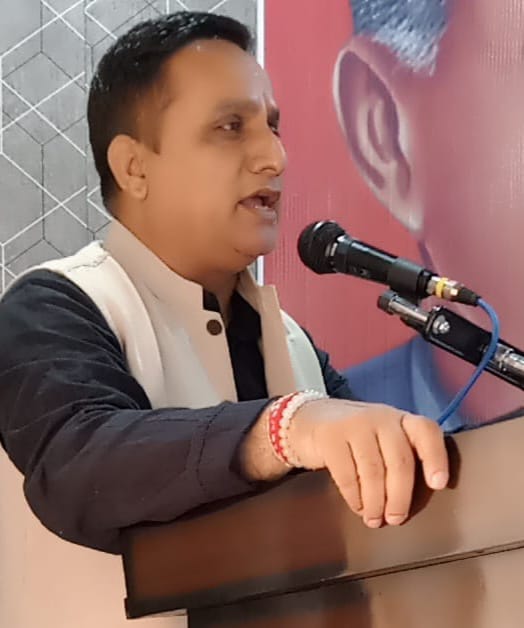 जम्मू-कश्मीर में डिजिटल इंडिया भूमि अभिलेख आधुनिकीकरण कार्यक्रम में एनसी सरकार जानबूझकर देरी कर रही है - पवन शर्मा जम्मू-कश्मीर में डिजिटल इंडिया भूमि अभिलेख आधुनिकीकरण कार्यक्रम में एनसी सरकार जानबूझकर देरी कर रही है - पवन शर्मा