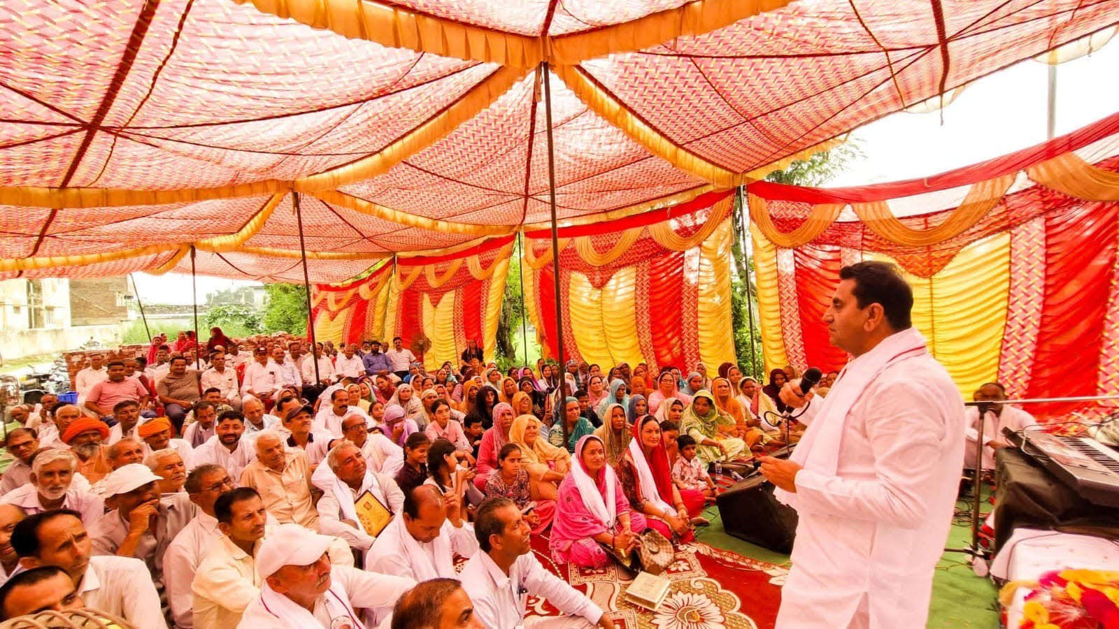 MLA Jasrotia participated in the grand ceremony organized on the 627th Prakash Utsav of Sant Kabir Das Ji MLA Jasrotia participated in the grand ceremony organized on the 627th Prakash Utsav of Sant Kabir Das Ji
