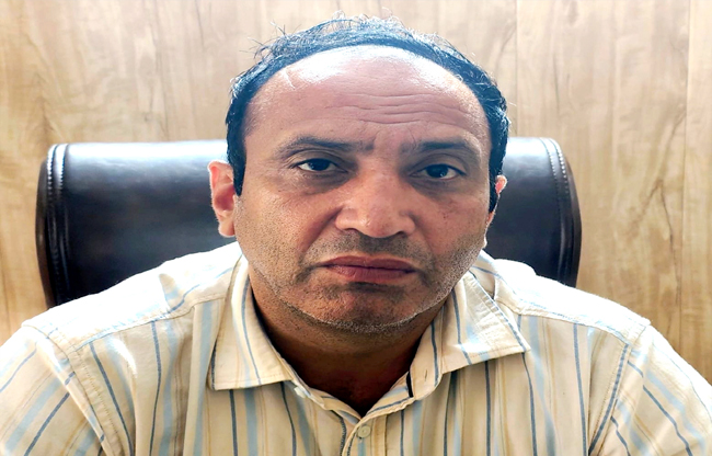 सोनीपत: नपा सचिव प्रदीप खर्ब। सोनीपत: नपा सचिव प्रदीप खर्ब।