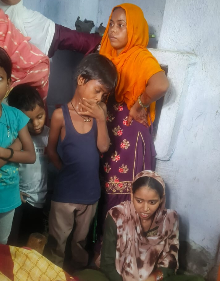 मृतक के परिजन मृतक के परिजन