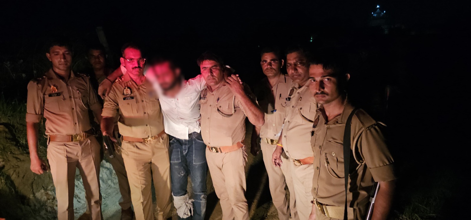 गिरफ़्तार आरोपी गिरफ़्तार आरोपी